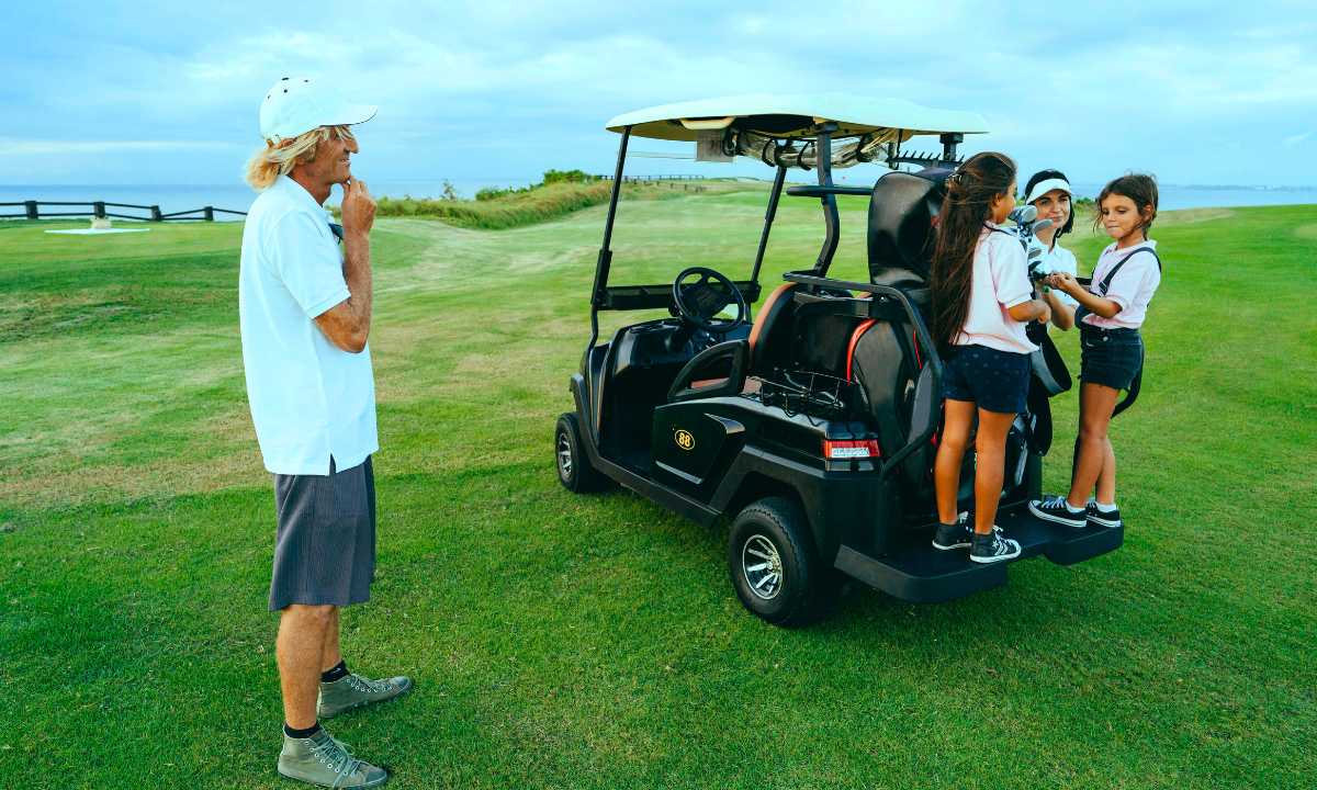 How To Choose The Right Advanced EV Golf Carts For Your Needs 1 Advanced EV Golf Carts